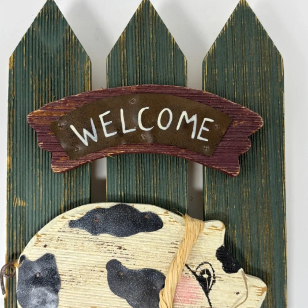 Rustic Wooden Welcome Sign White Black Pig Green Picket Fence Three Key Hooks
